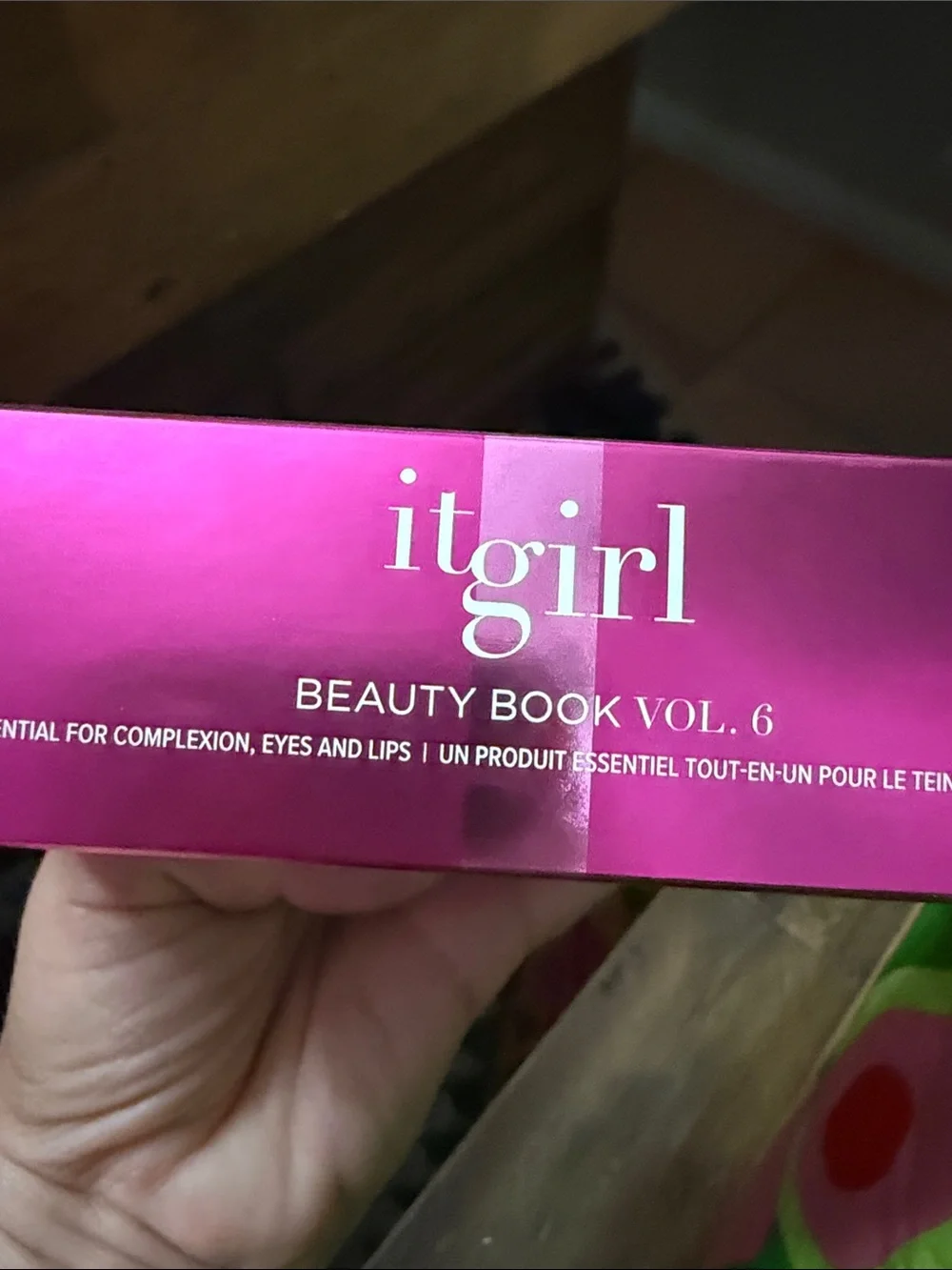 it cosmetics bright pink